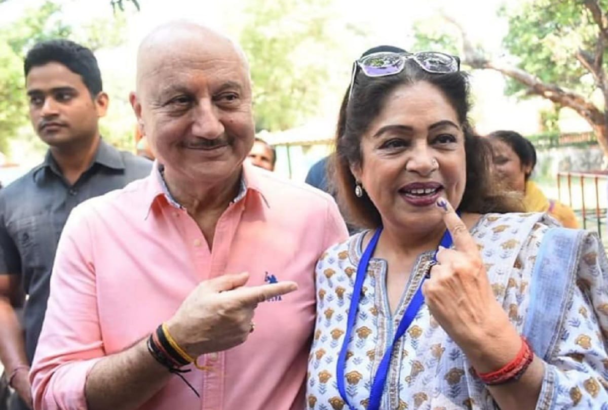 PM Narendra Modi Wishes MP Kirron Kher on Her Birthday