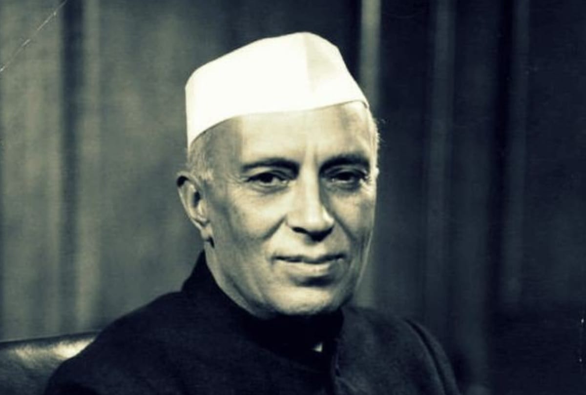jawaharlal nehru death anniversary leadership qualities writer aldous huxley army and nation book