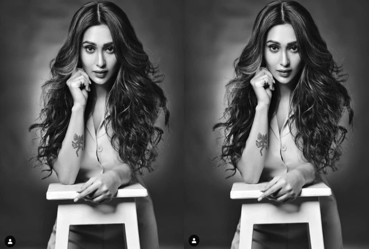 mimi chakraborty tmc mp react on troll for her western dress and says gautam gambhir also weared