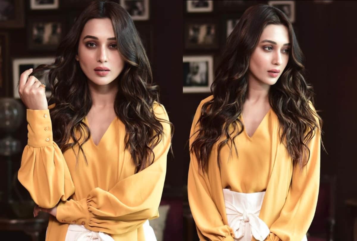 Most beautiful female politicians: Stunning pictures of 20 female politicians around the world, See photos