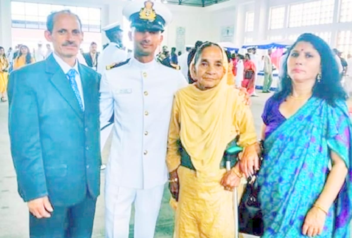 Mohit Awasthi of Kangra becomes Lieutenant in Army