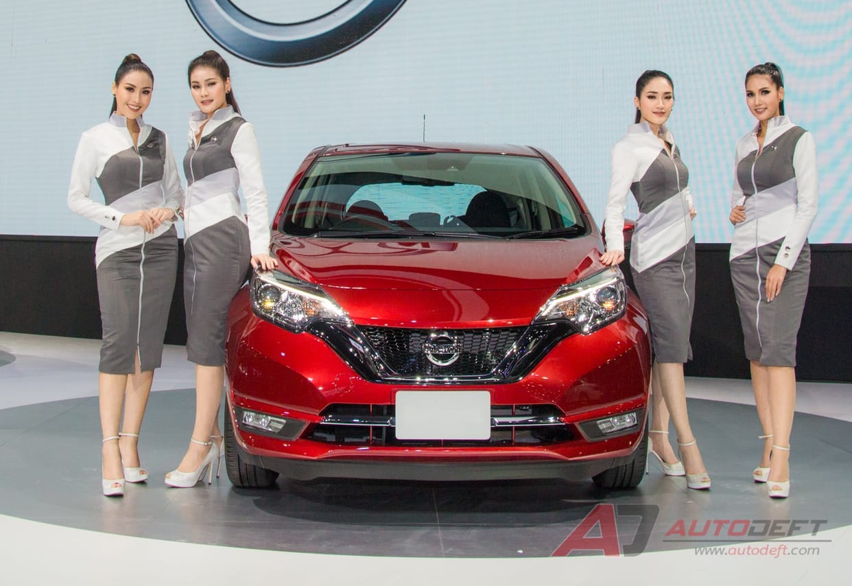 nissan offerings upto rs 1 lakh discount on Nissan micra, nissan micra active and nissan sunny