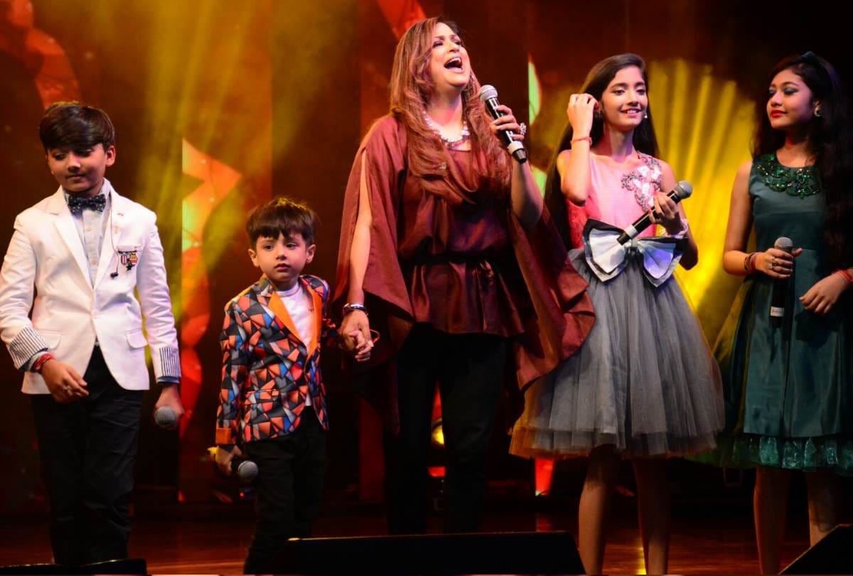 singer shaan and richa sharma performed in BBAU in lucknow