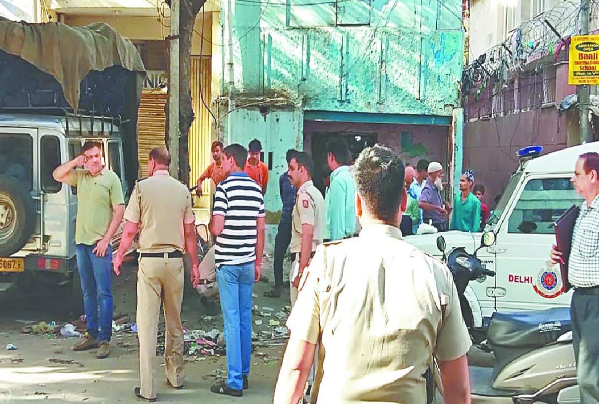Twenty Eight year old was shot dead by unknown assailants in Welcome area of Delhi