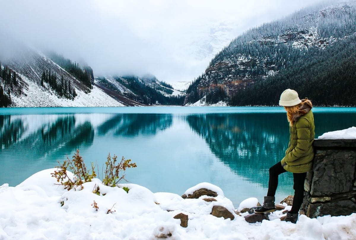 27 year old cassie de pecol become world first female to travel 191 countries on earth