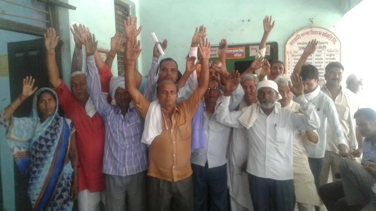 गन्ना किसानों ने किया हंगामा