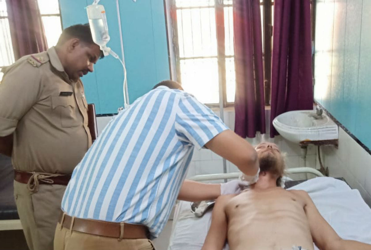 young man attacks foreigner with knife in goverdhan
