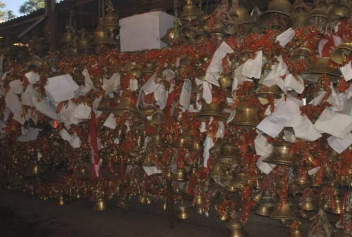 Uttarakhand Golu devta temple people write letter for solve their problems