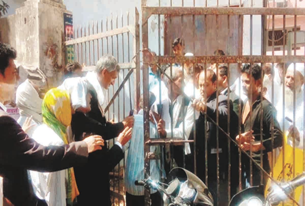 Lockout in kutuchery, Strike in Civil