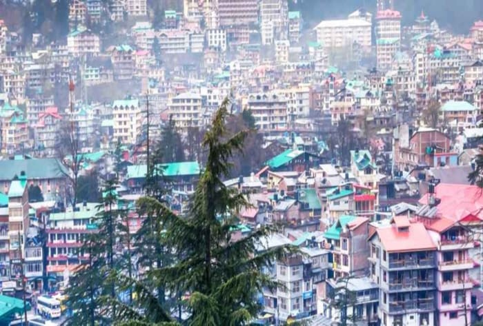 Manali started buzzing with tourists on Dussehra festival, 30 to 50 percent of hotel rooms packed