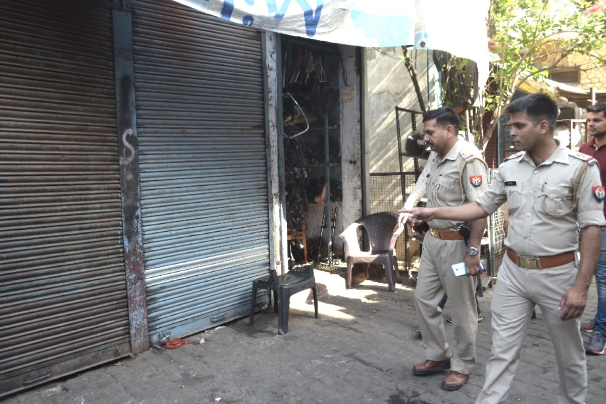bike cutted in a few minutes in SotiGanj Meerut, Police arrested four