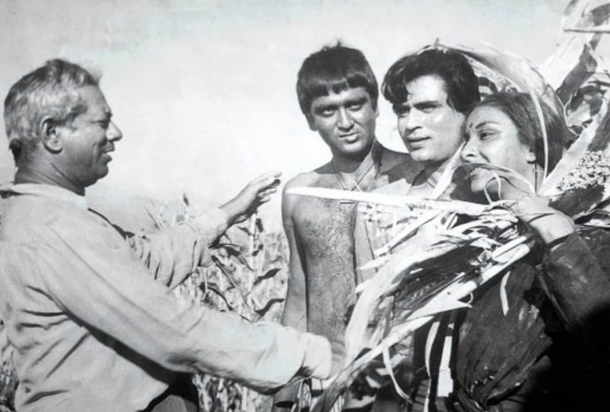 Mehboob Khan death anniversary special why his film mother India won Oscar award