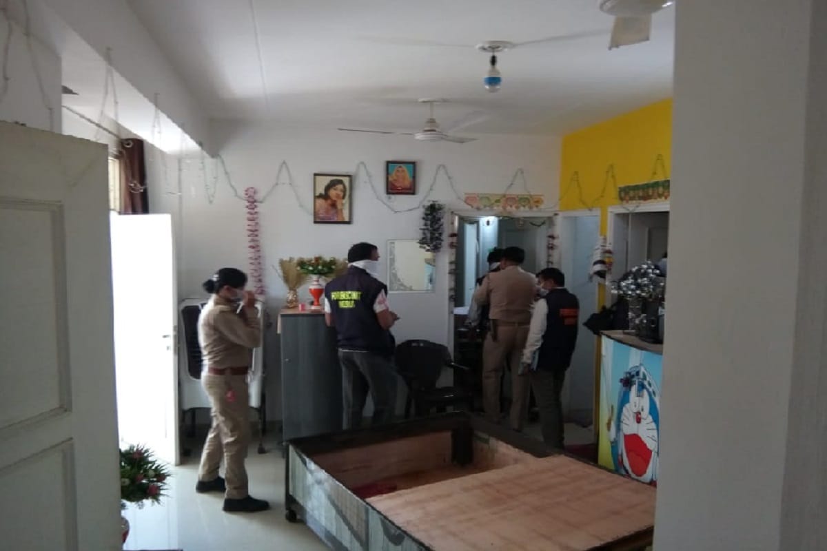 Pooja murder case open and arrested of accused husband in Meerut