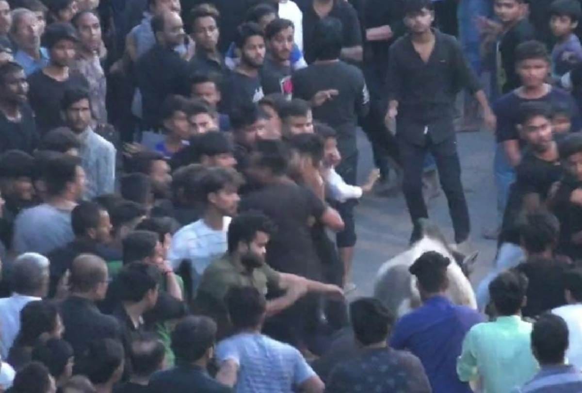 bull entered in procession of ramadan, many injured in lucknow