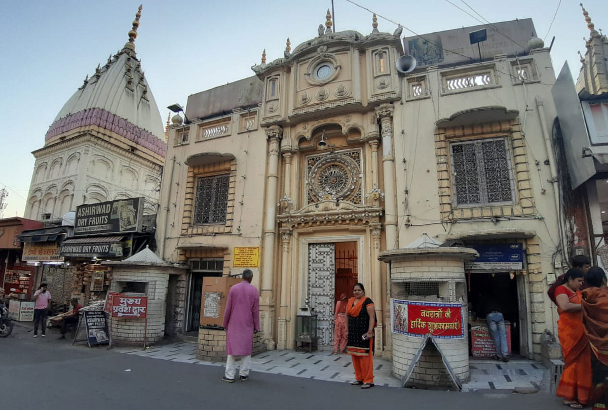 Jammu and Kashmir: Security of temples in Navratri is a big challenge, CRPF personnel deployed at important places of Jammu