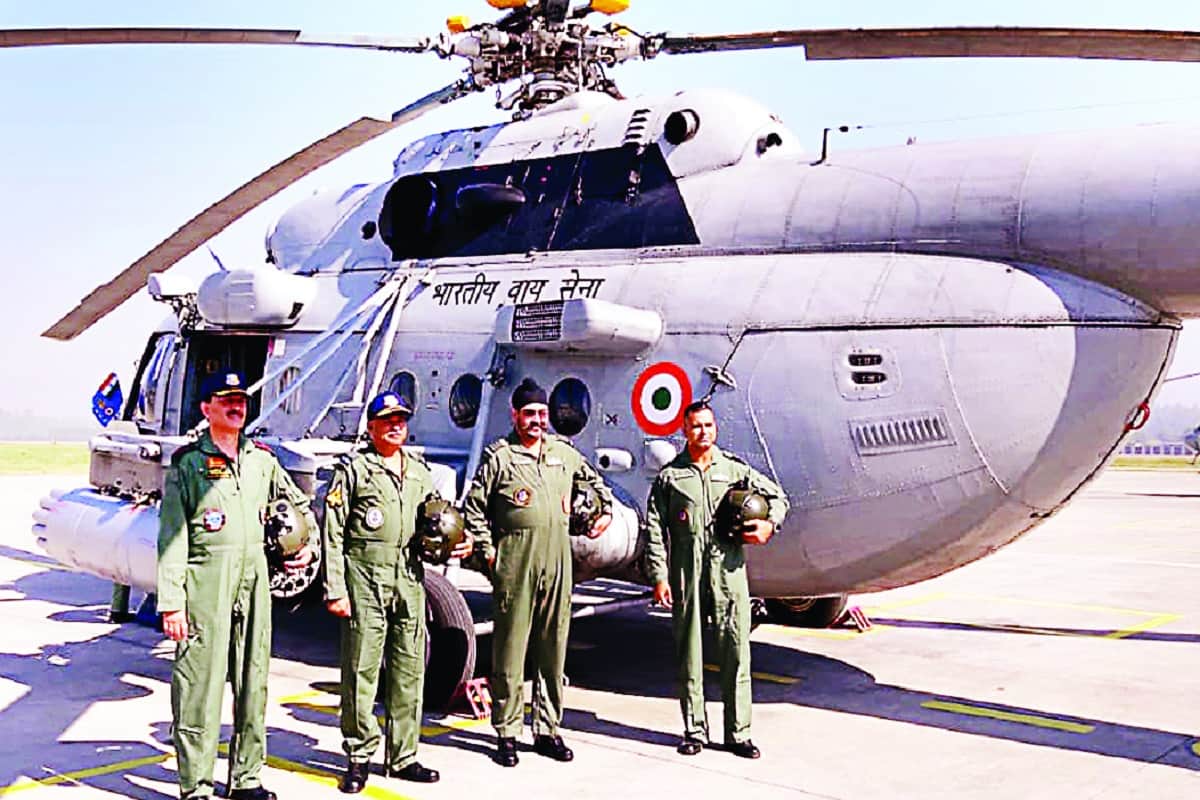Air Force President BS Dhanoa and all police officers paid tribute to martyrs in saharanpur