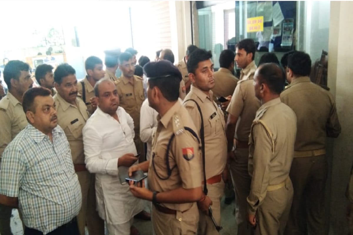 Bijnor double murder case: Police could not arrest BSP leader's killers