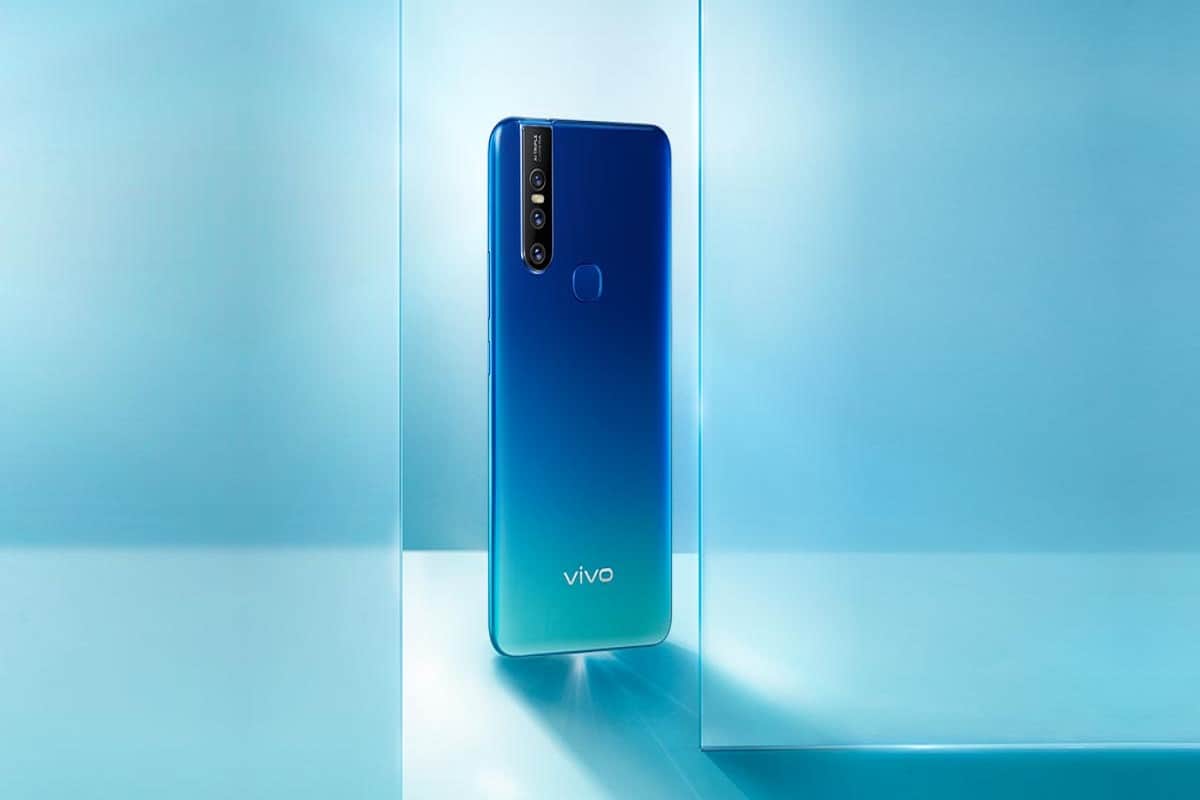 Top 10 Smartphones with Triple Rear Cameras Under Rs 20,000, Starting price from 6,999 in India
