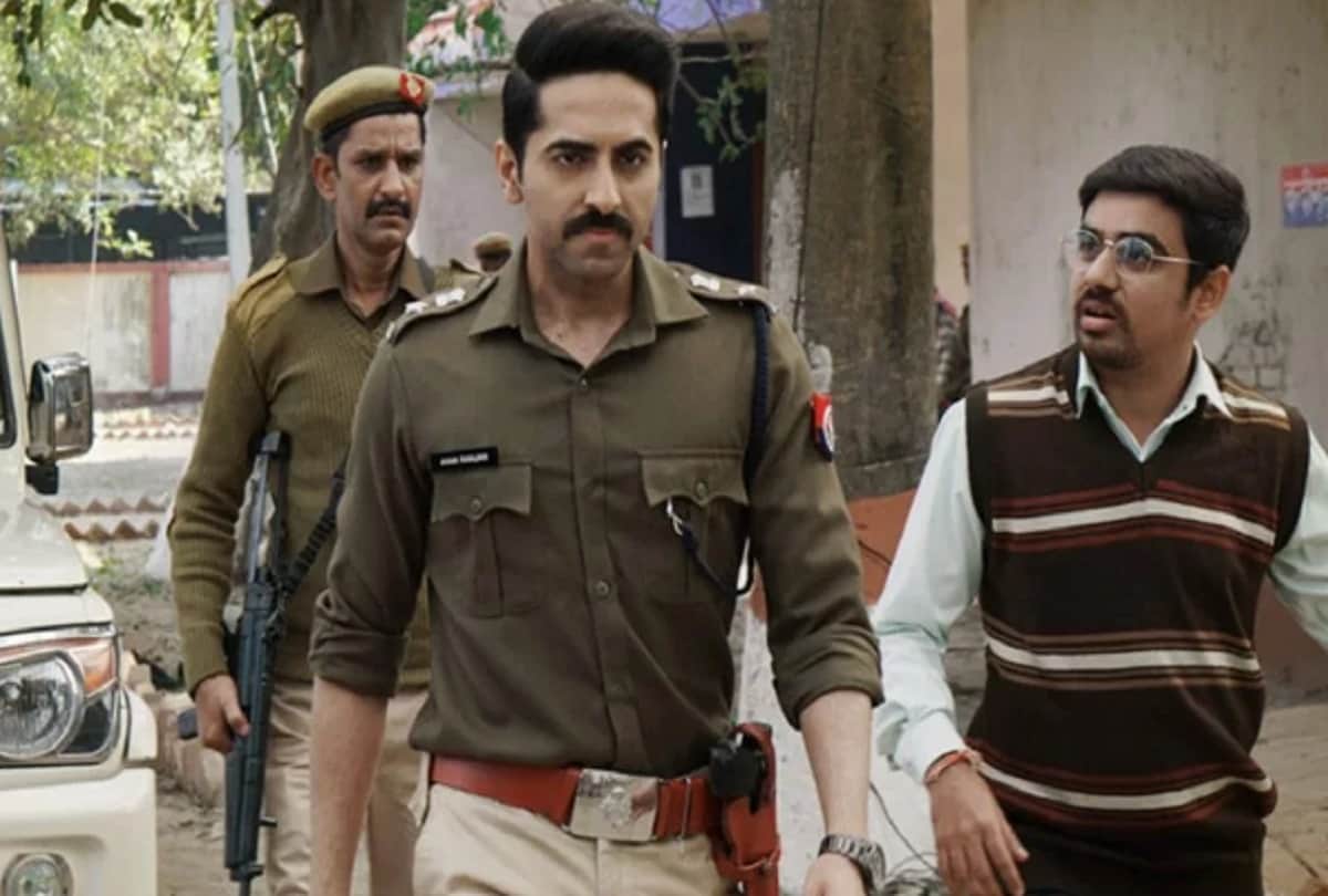World Cup 2019 Ayushmann Khurrana promoting his film Article 15 in India-Pakistan match