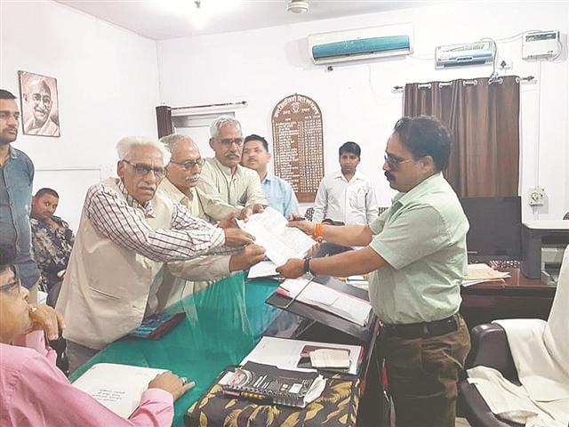 Pension letters of democracy keepers missing