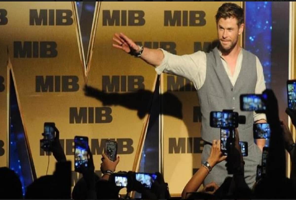 Thor Actor Chris Hemsworth wants to come in india said on MIB promotion