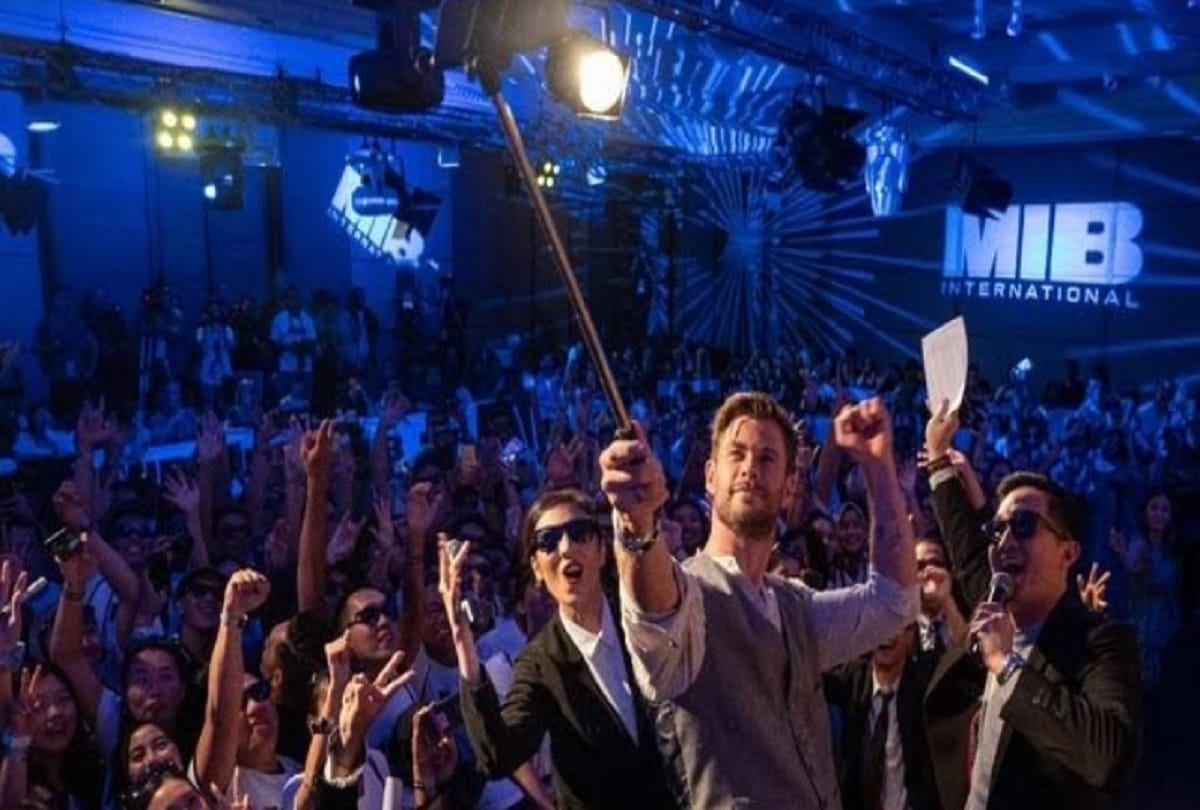 Thor Actor Chris Hemsworth wants to come in india said on MIB promotion