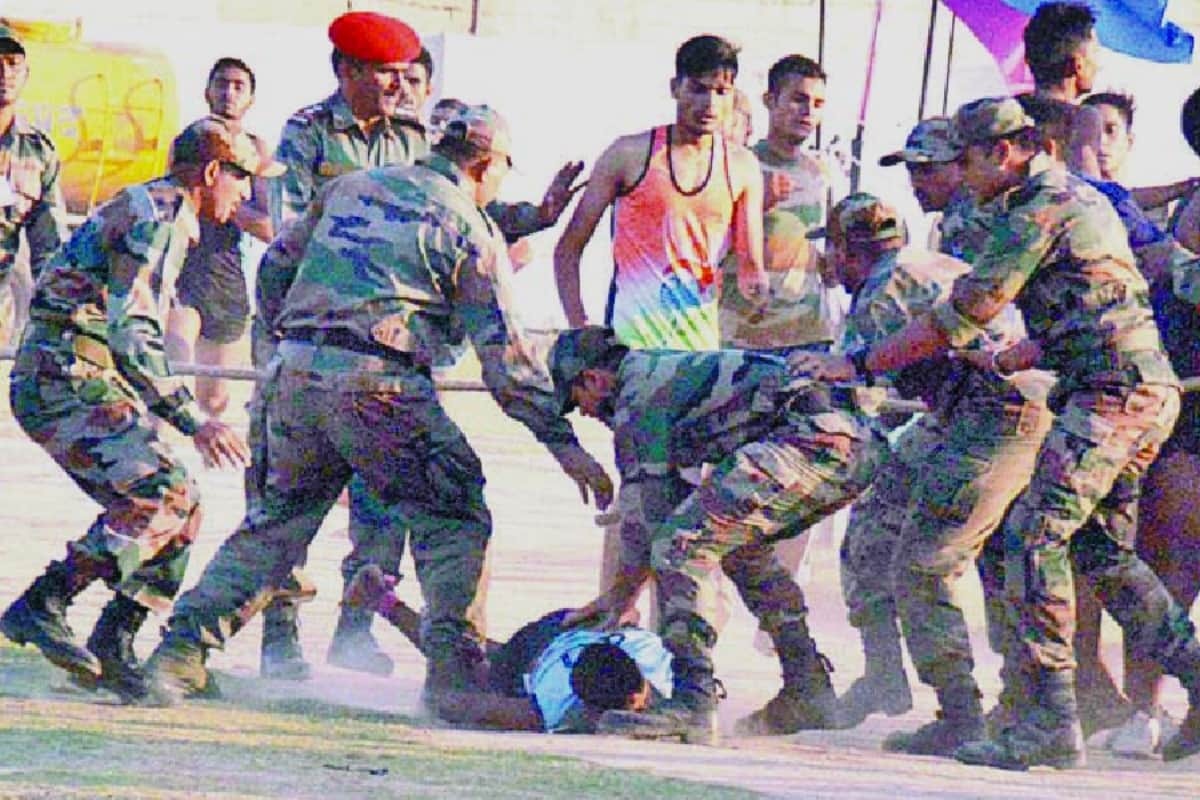 Failure candidates of Indian Army recruitment Rally returned disappointing from Baghpat