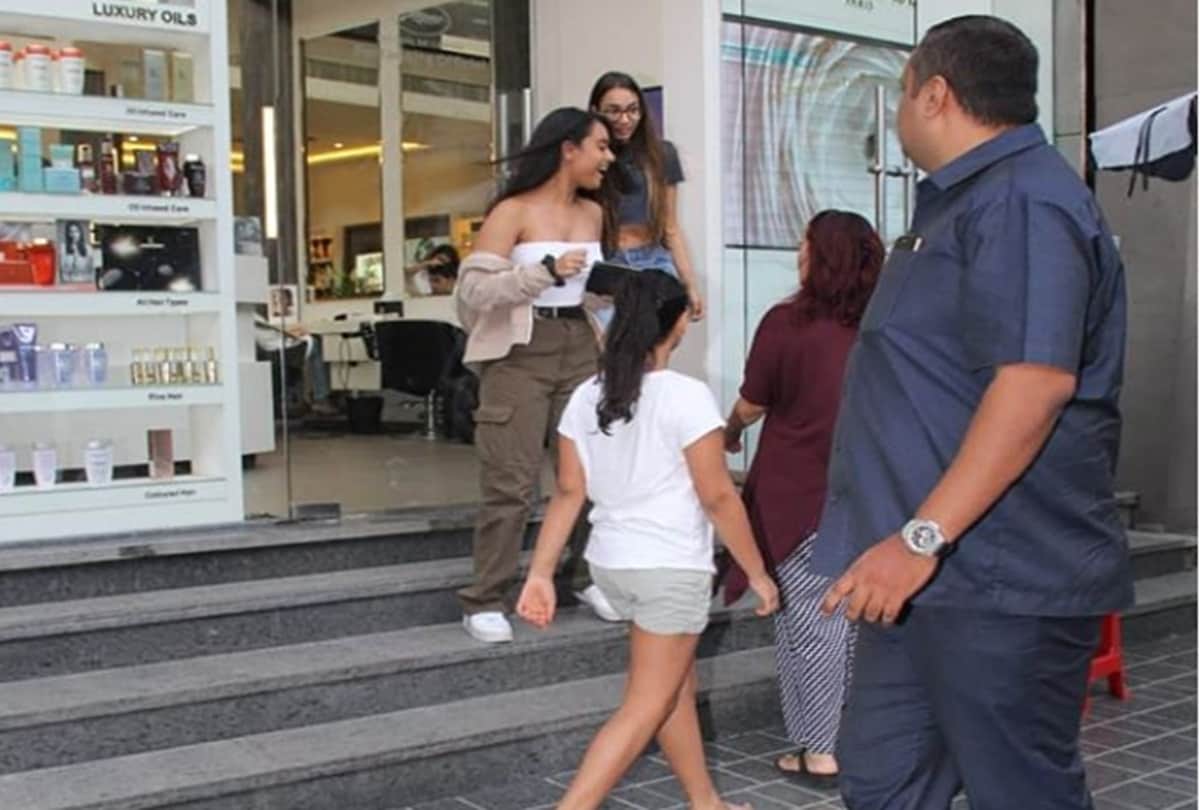 Nysa Devgan Troll For Visiting salon a day after Veeru Devgan passes away