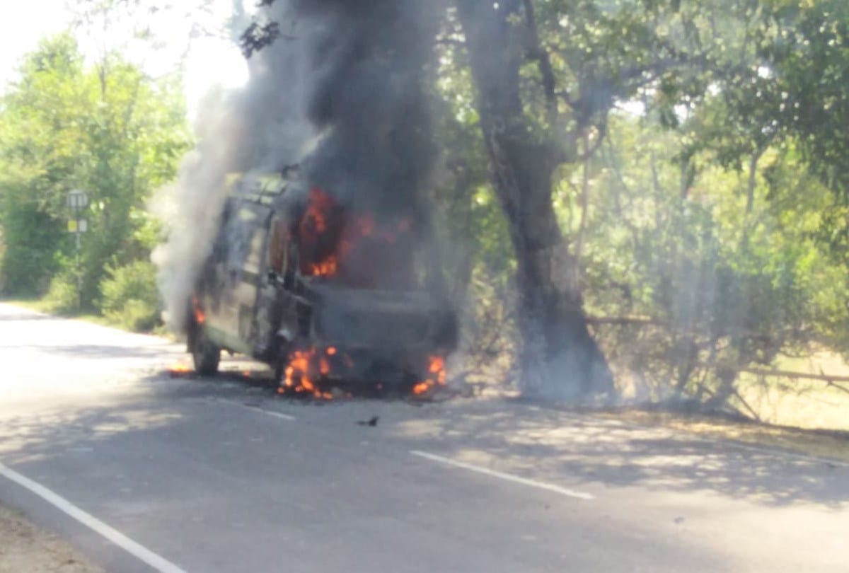 Ambulance catches fire Dharamshala Kangra Himachal Pradesh