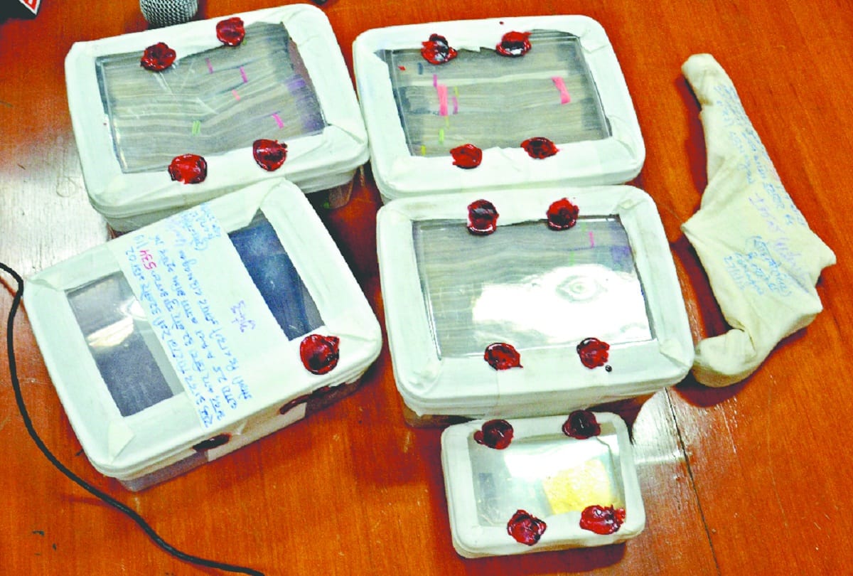 Four robbers arrested in Noida in case of one kg gold loot, 400 grams gold and pistol recovered