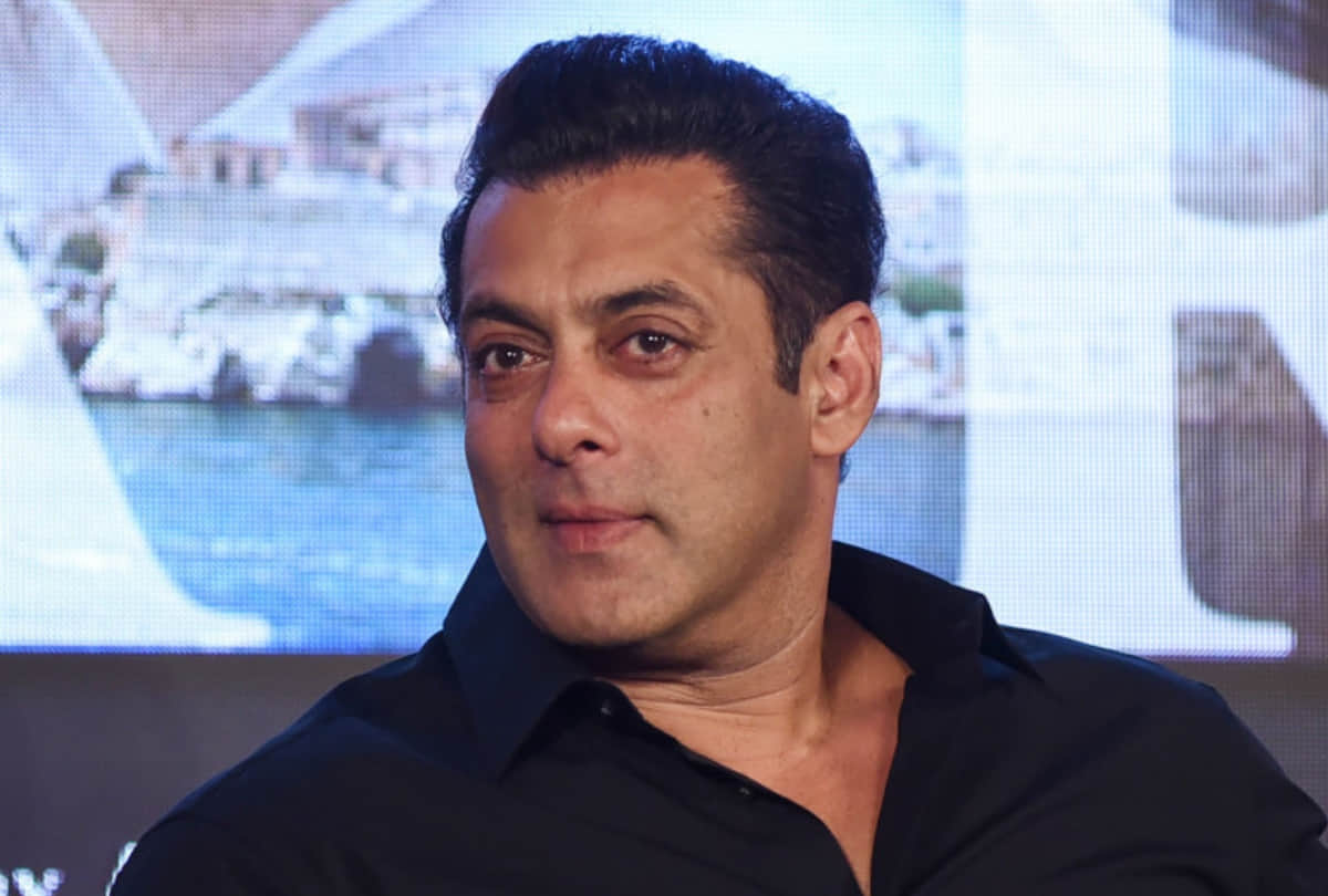 salman khan may come with ex girlfriend in nach baliye 9