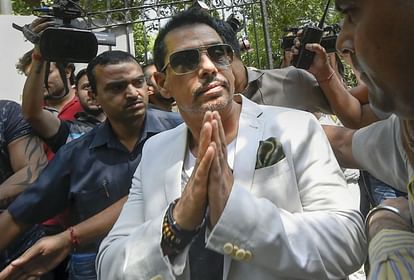 MP News: Robert Vadra, furious over the FIR on Priyanka Gandhi in MP, said - the more they press, the stronger