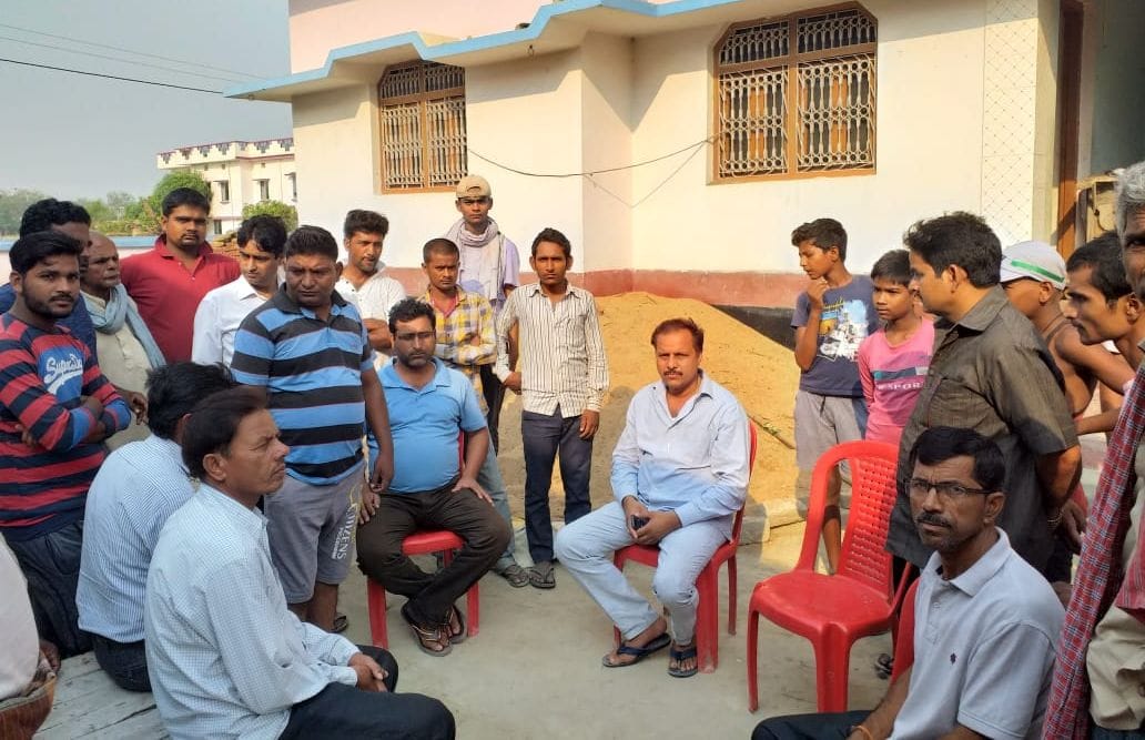 कटेया में डकैतों का तांडव, लूटे दस लाख