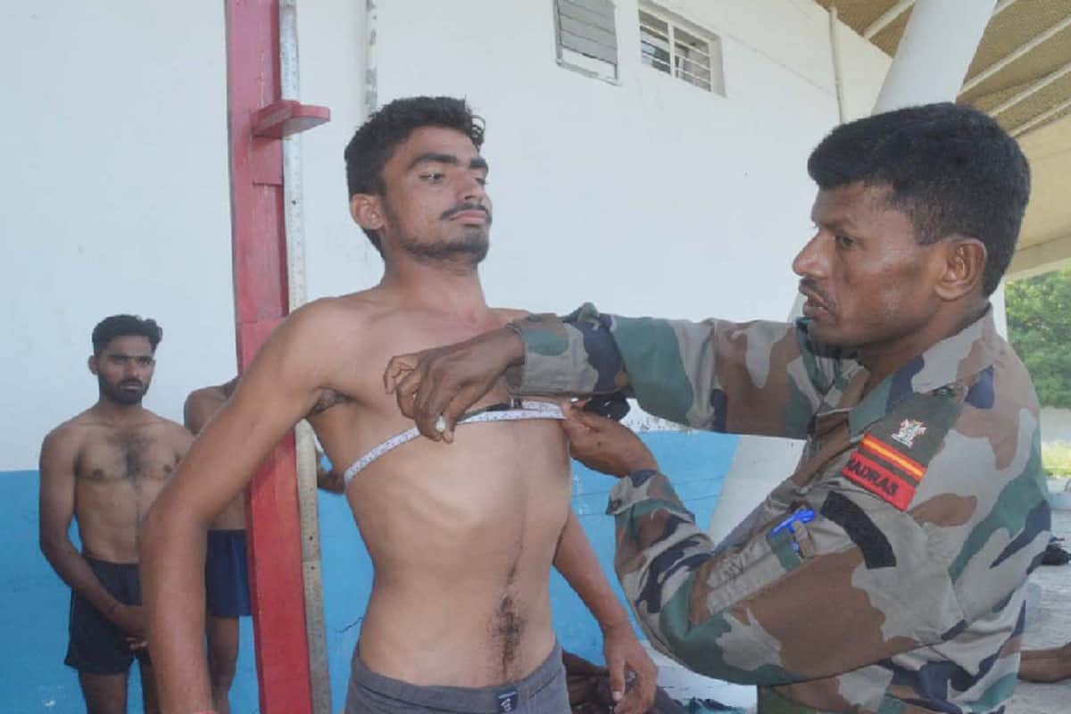 indian army recruitment rally in Baghpat and candidates are using narcotic drugs