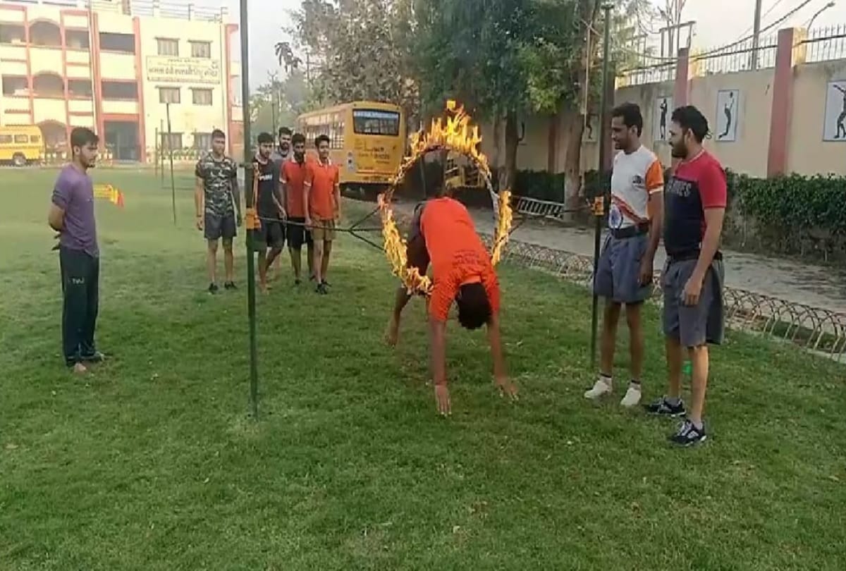 Bajrang Dal youth took training as commando in Firozabad