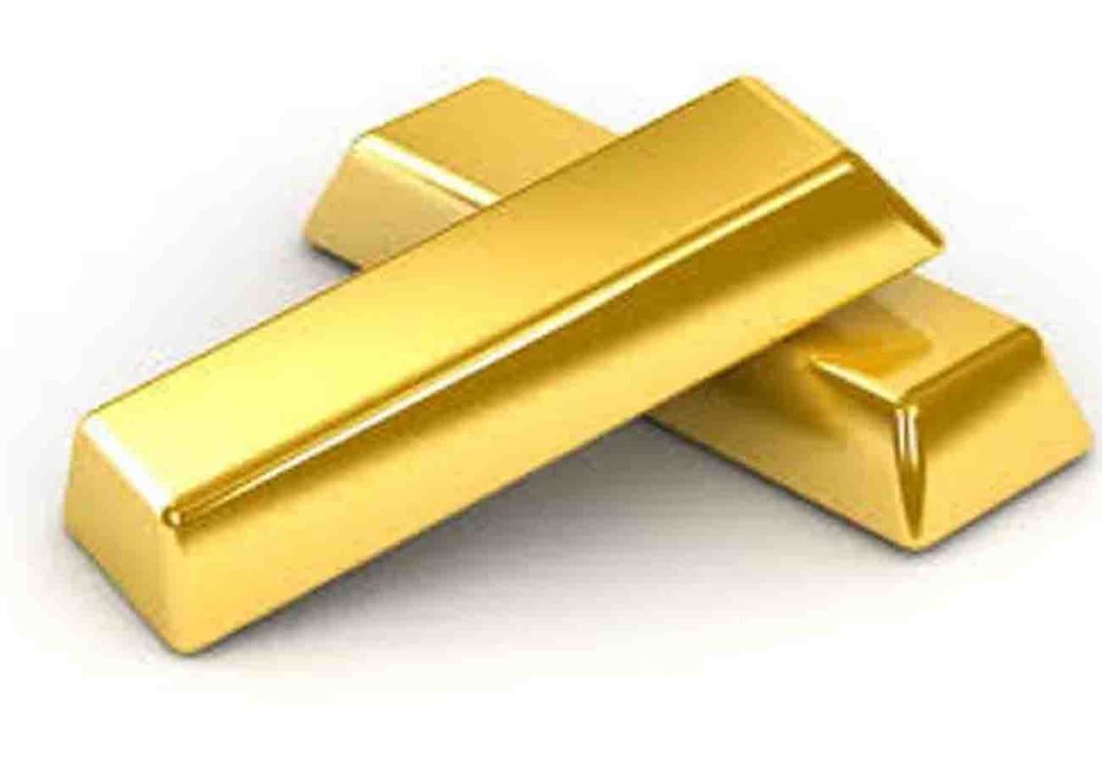 Custom team caught smuggling of gold