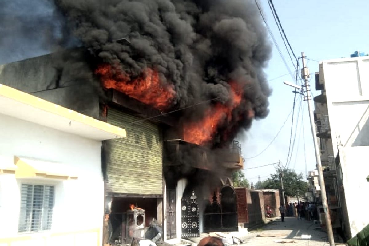woman died after fire in illegal cracker factory in Meerut