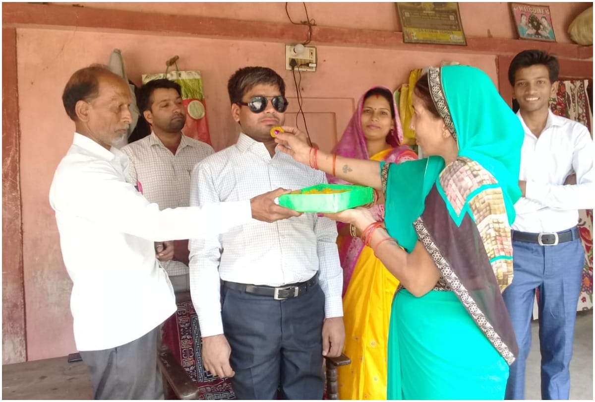 Middle class handicapped student clear BED exam