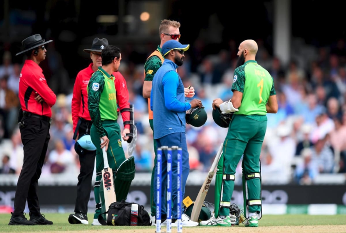 World Cup 2019: Hashim Amla retires hurt after quick helmet hitting bouncer of Jofra Archer