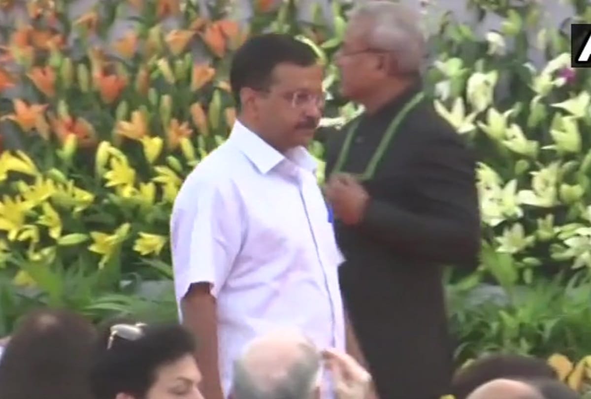 pm modi swearing ceremony kejriwal reach see full event in photos