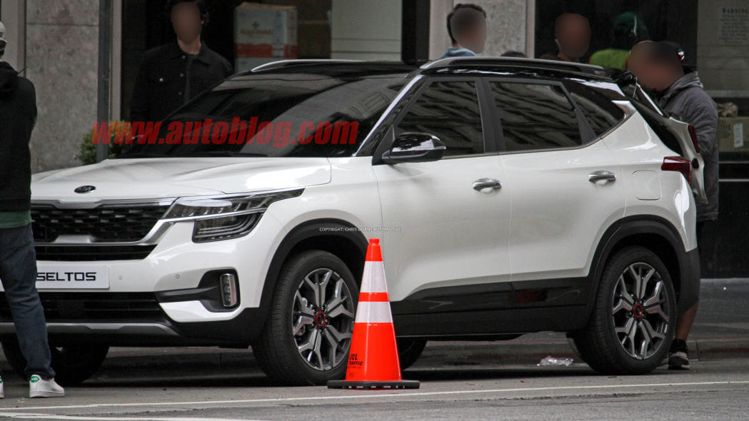Hyundai Creta rival Kia seltos production version images leaked just before global launching