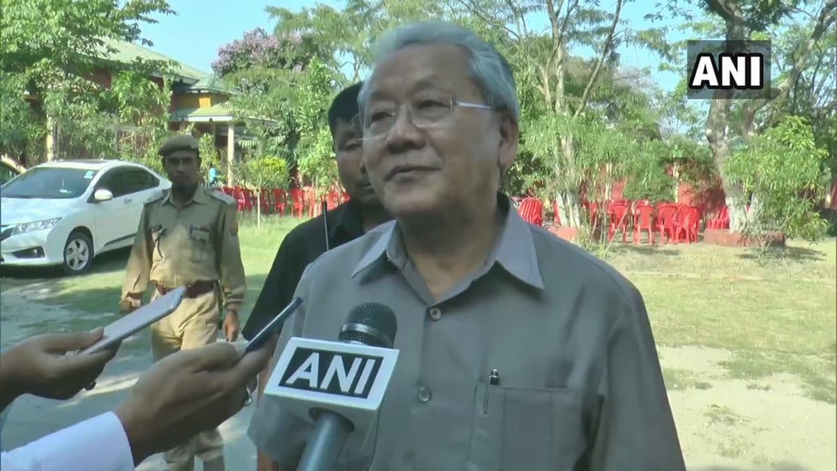 Resignation of 12 Congress MLAs from MPCC posts in Manipur
