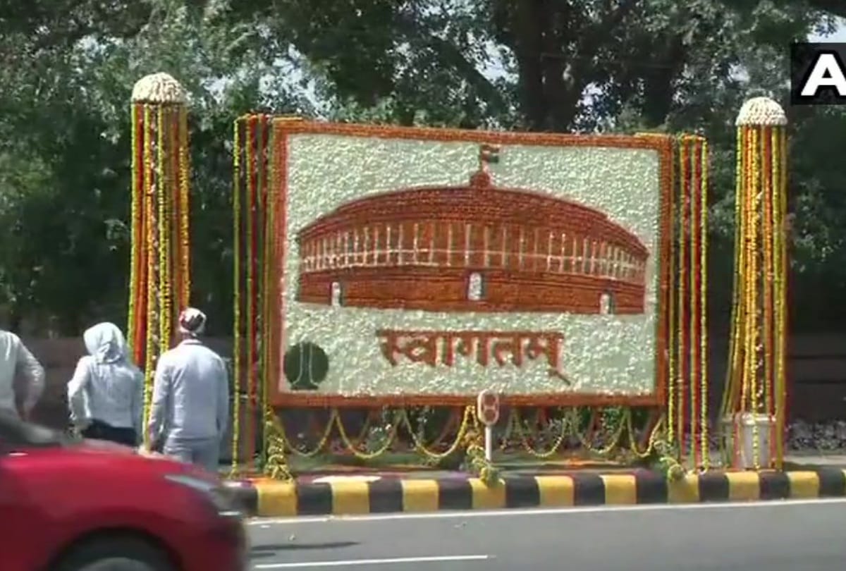 pm modi swearing ceremony kejriwal reach see full event in photos