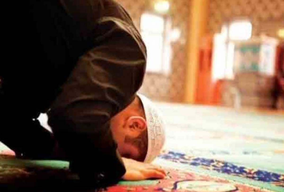 traffic diversion in lucknow on alvida ki namaz