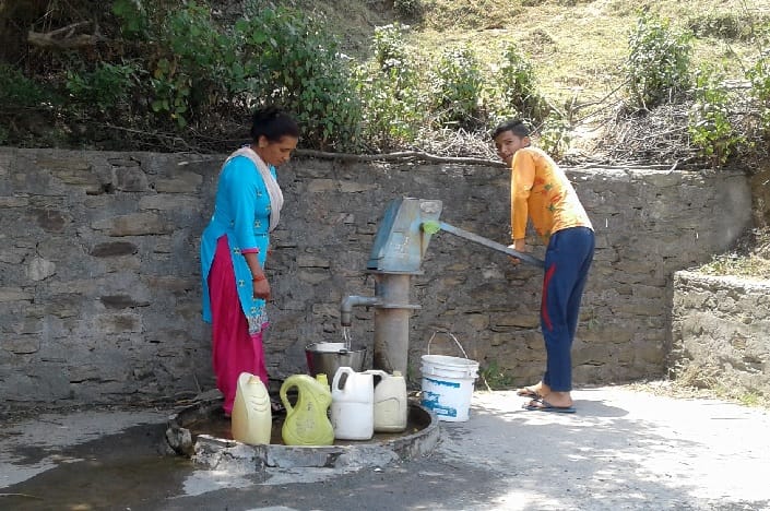Three drinking water schemes for tadikhet, yet people thirst