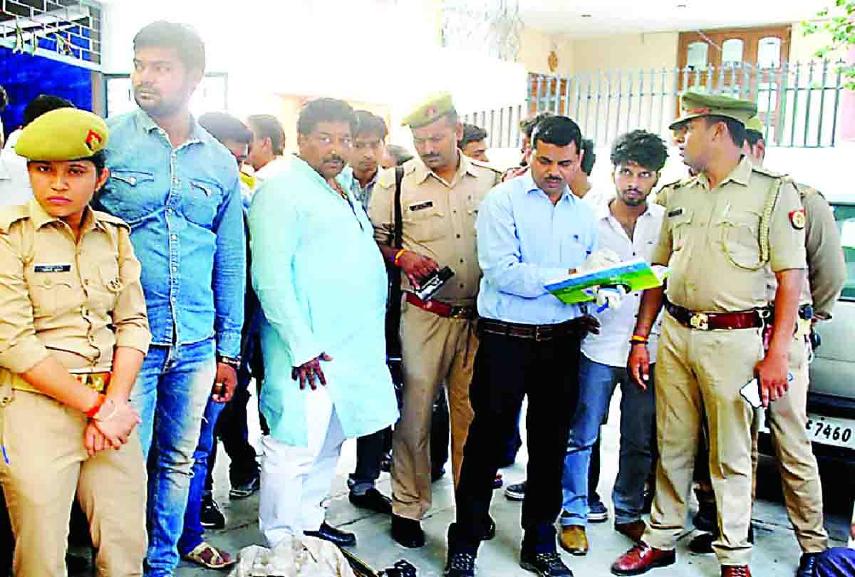 police take body of 9 year old girl for postmortem