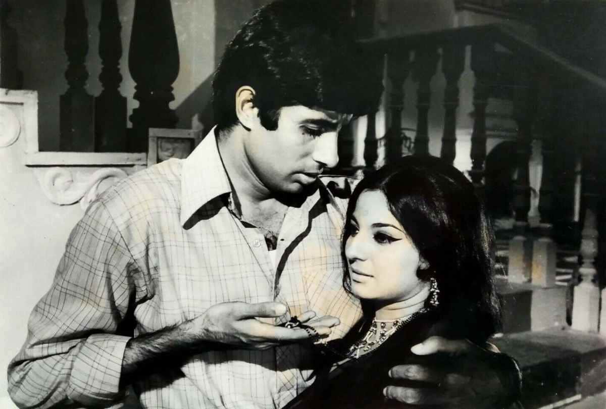 when director kedar sharma slapped to kajol mother tanuja