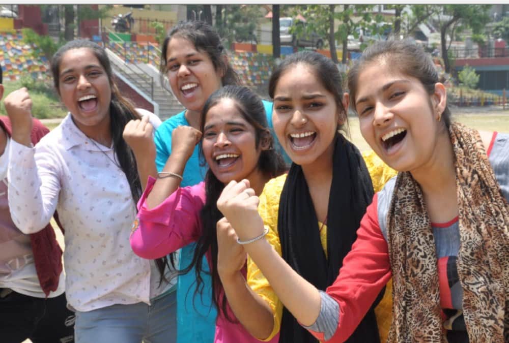 UK Board 10th 12th Result 2019 shopkeeper Daughter kumaun topper success story