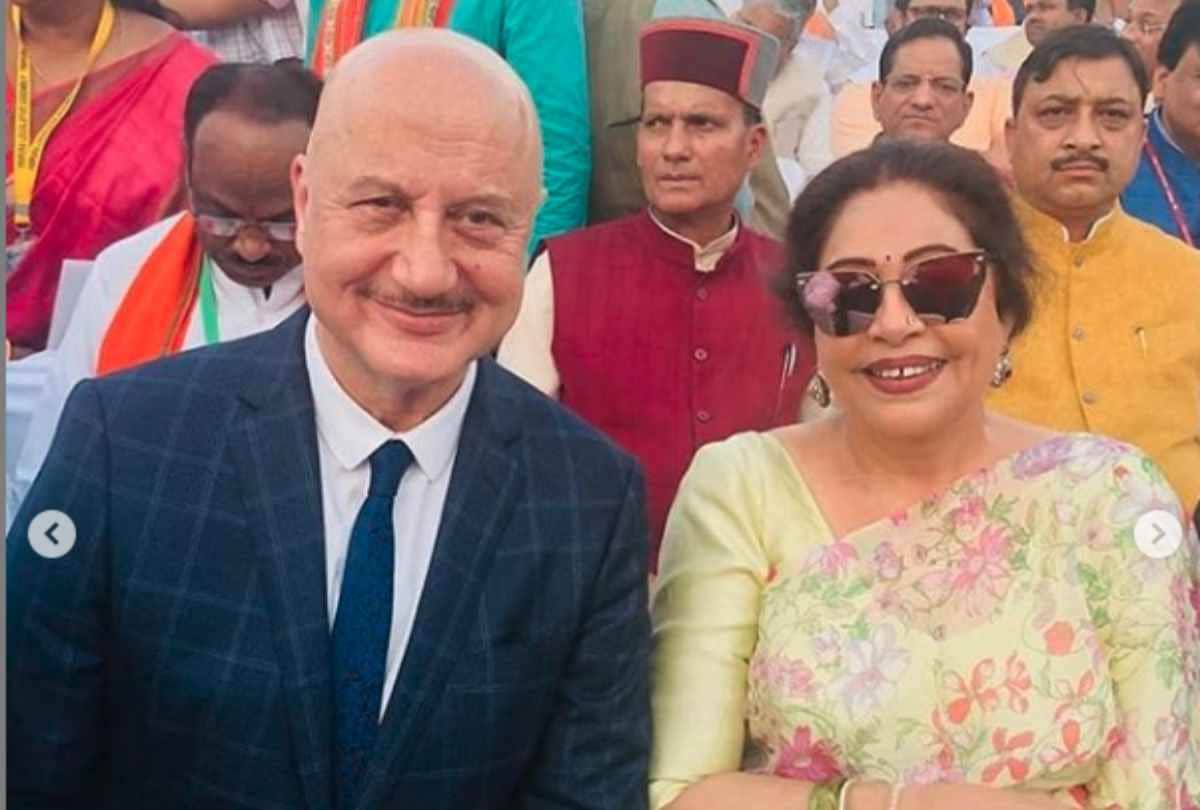 anupam kher wish wedding anniversary to her wife kirron kher