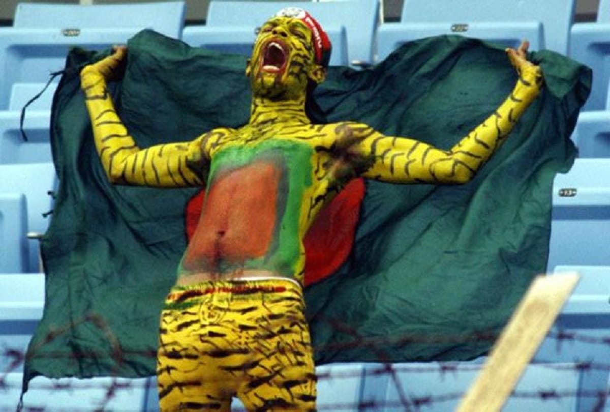 story of Bangladeshi cricket fan who turned to become tigerman for free tickets